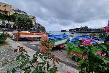 The fishing village of Câmara de Lobos