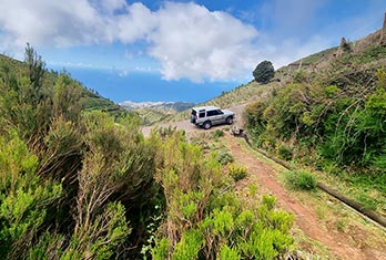 Short walk on the levada (water channel) da Bica da Cana