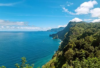 Rocha do Navio as seen from Achada do Gramacho