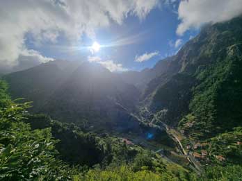 3 - 7 Vineyards & Wine