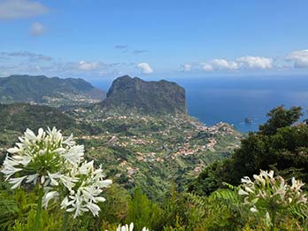 9 - 9 Central Picturesque Peaks